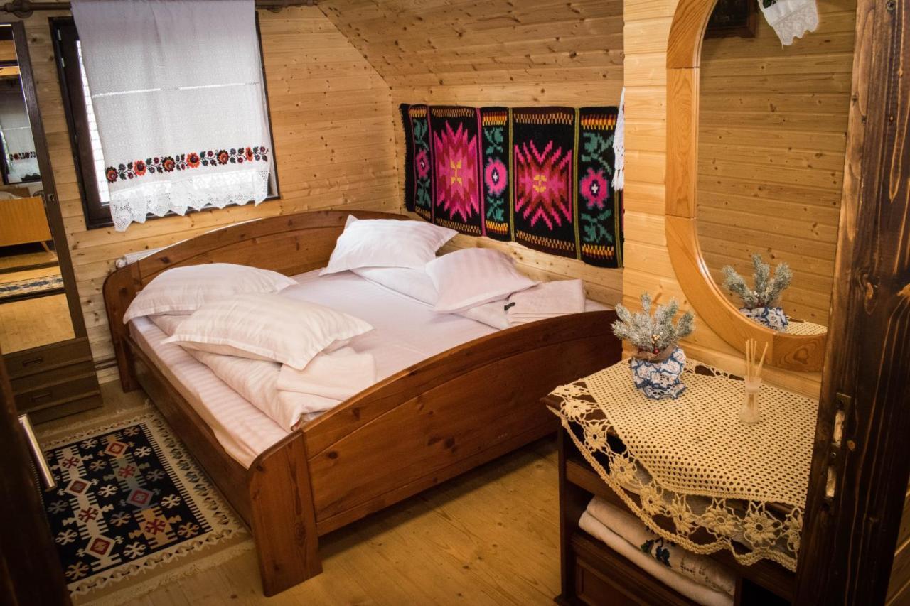 Cabanele Rus Budfalva Kültér fotó